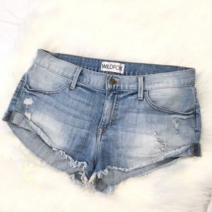 WILDFOX Day Trip Shorts in Secret